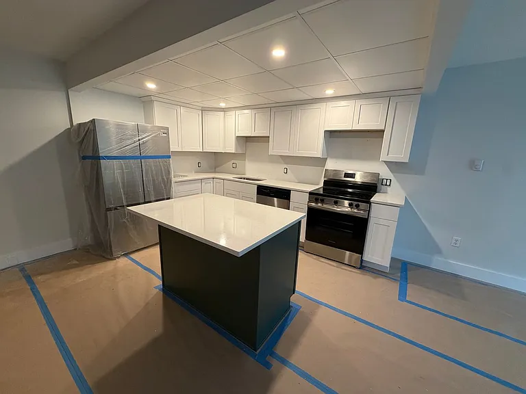 757 Main St #35 — Photo 2