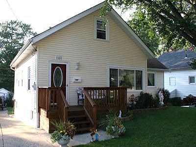 1st image of 1688 Williams St
