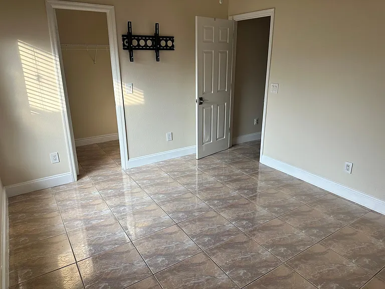 3000 Red Ruby Ct — Photo 15