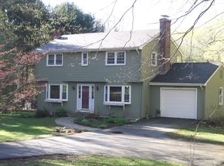 113 Niles Rd, Amston, CT 06231