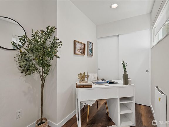 5th image of 513 S Sullivan Street