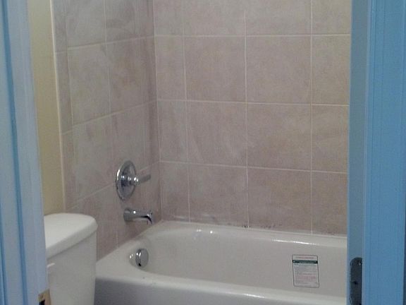 4th image of 1613 Brittwood Dr