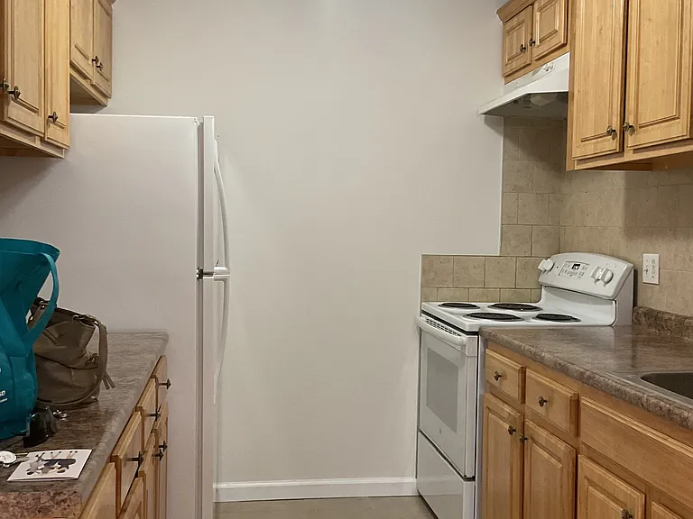 154 Rothwell Ave #2B — Photo 6
