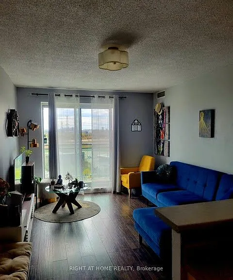 39 Oneida Cres #1121 — Photo 7