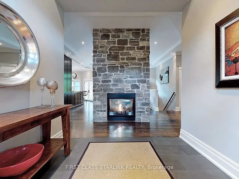 38 Kensington Dr — Photo 12