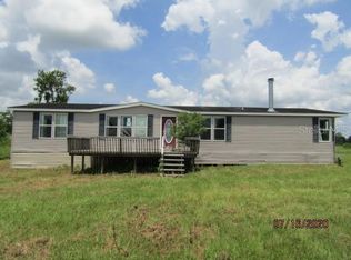 828 Pine Ave, Polk City, FL 33868