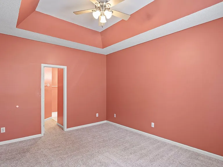 328 Glencoe Dr — Photo 15