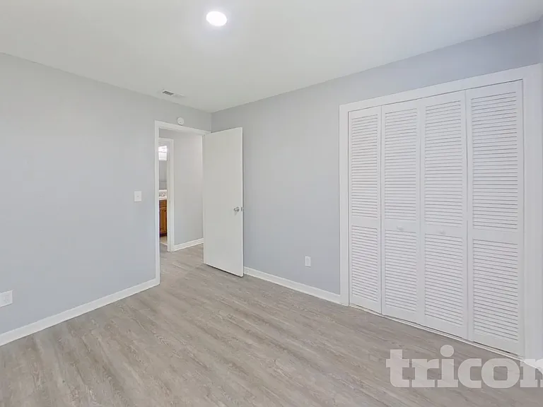 947 Rich Dr — Photo 13