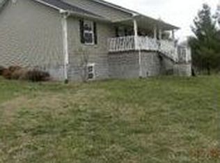 394 Ridge Rd, Fall Branch, TN 37656