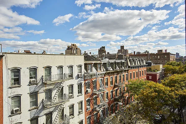 Sold by Stribling | media 13