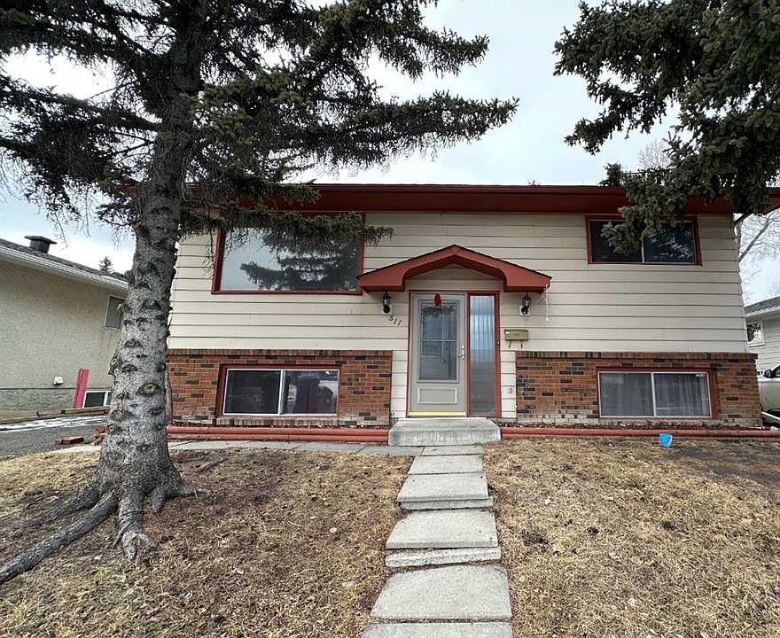 1st image of 511 E Sabrina Rd SW