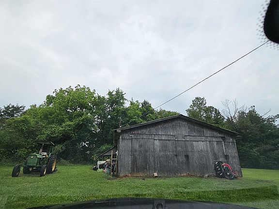 4th image of 7433 County Highway 48