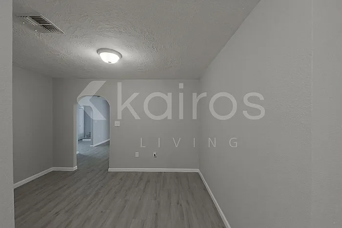 10405 Barada St — Photo 12