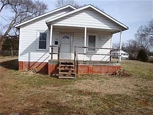 2nd image of 314 Cora St