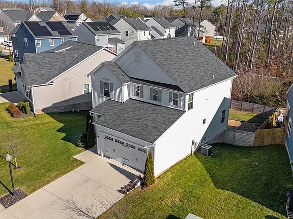 4th image of 4325 Kenmare Ln