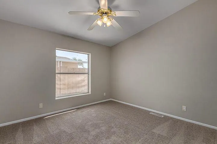 2923 E Tonto Ln — Photo 11