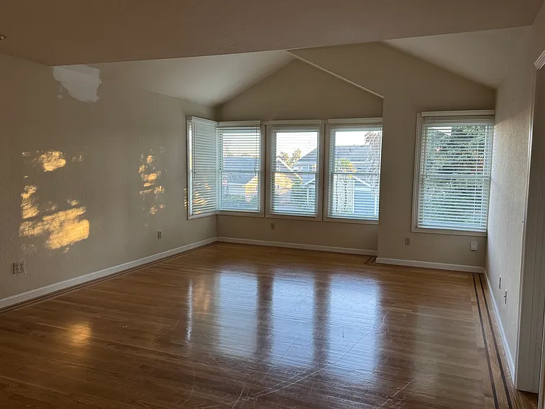 705 Widgeon St — Photo 24