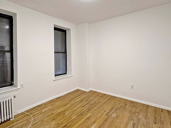 5th image of 338 E 15th St APT 3