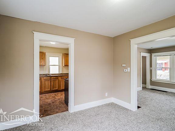 5th image of 3747 Dina Ave