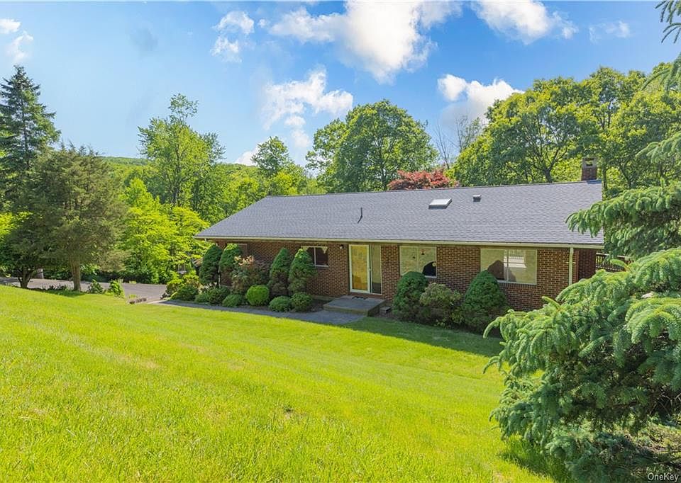 21 Hillside Dr, Tomkins Cove, NY 10986 Zillow