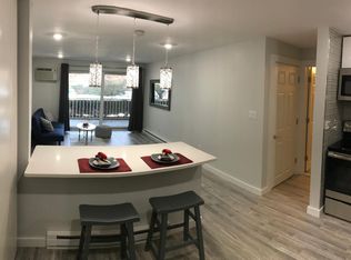 22 Hamilton Rd #0, Somerville, MA 02144