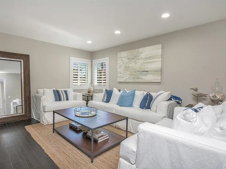 8 Corniche Dr — Photo 7