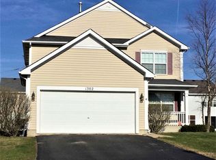 1302 Fitzer Dr, Joliet, IL 60431