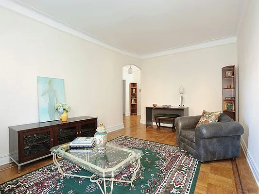 Sold by Sotheby's International Realty | media 9