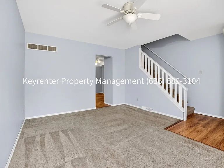 920 Parkcrest Dr — Photo 8