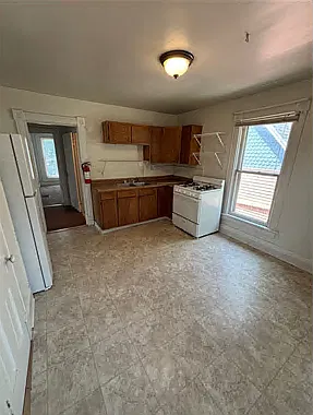 2 bed, 1000 sqft, $1,150 — Photo 2