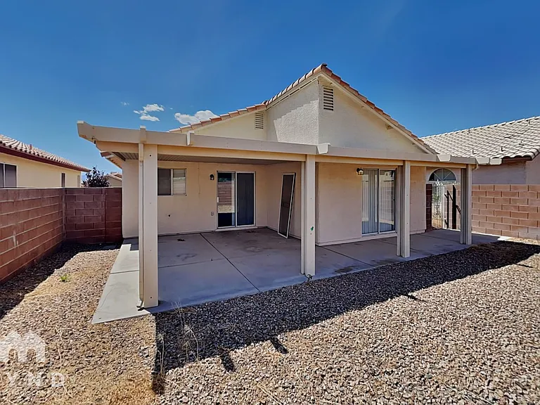 2858 Mount Hope Dr — Photo 15