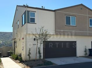 35250 Blossom Pl, Fallbrook, CA 92028