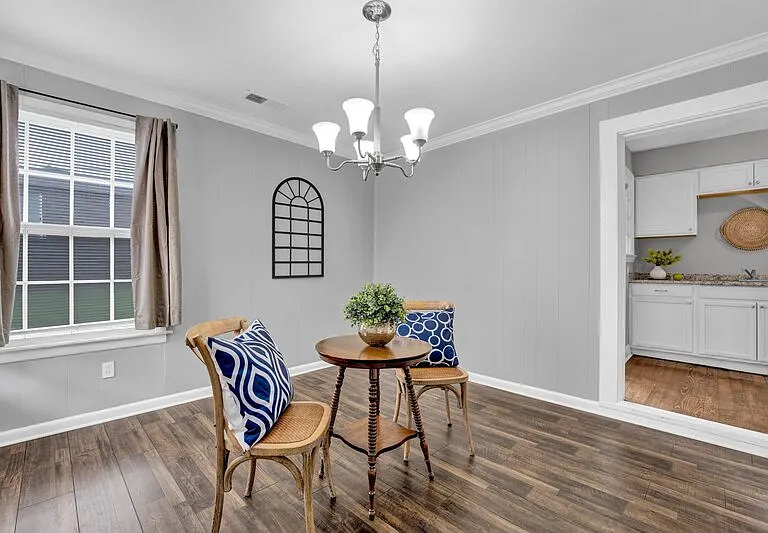 112 Greer St — Photo 11