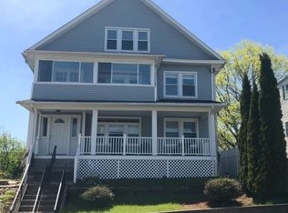 46 Riverside Dr, Fairfield, CT 06824