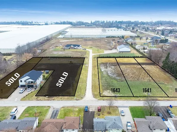 1639 Road 2 E, Kingsville, ON N0P 2G0