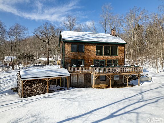 3rd image of 167 Round Hill Road