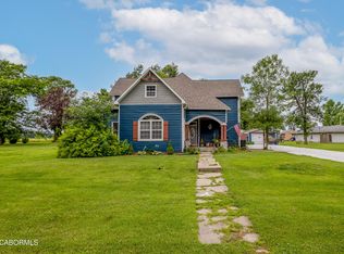 304 S Morris Ave, Clark, MO 65243