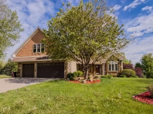23684 Birch Rd, Rogers, MN 55374