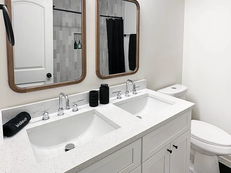 31 Saratoga Dr — Photo 24