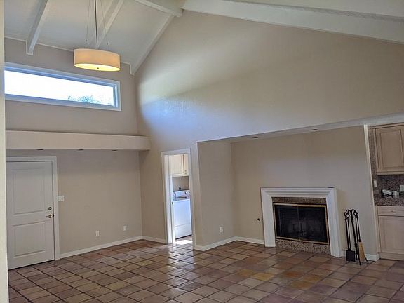 5th image of 202 Eucalyptus Hill Dr