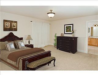 5th image of 821 Avenue F