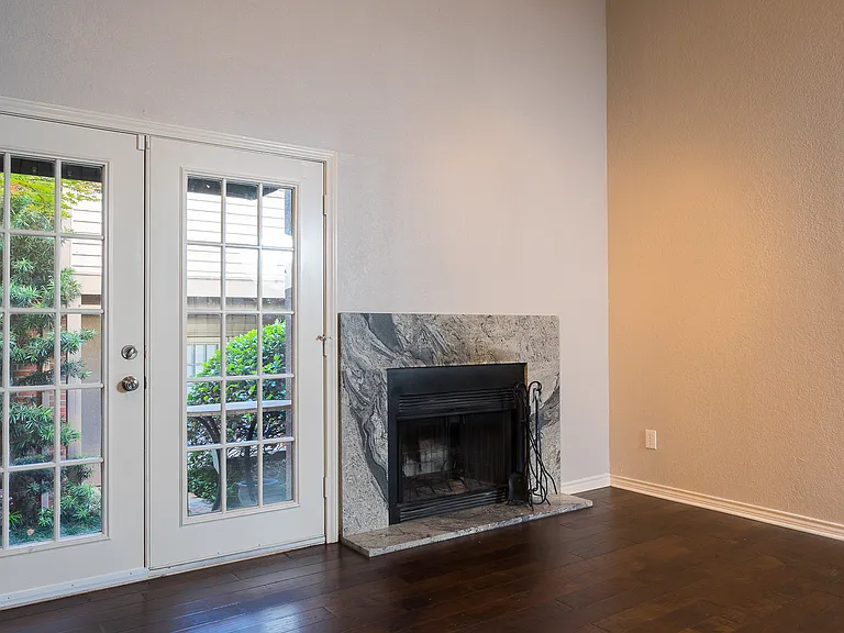 3230 Cole Ave #110 — Photo 2