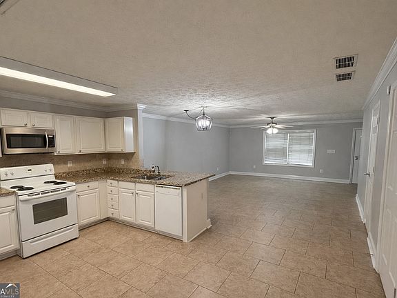 2nd image of 105 Westchester Dr APT A3