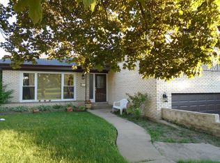 7821 Lyons St, Morton Grove, IL 60053