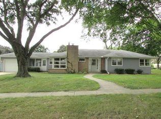 129 S Braun Ave, Jefferson, WI 53549