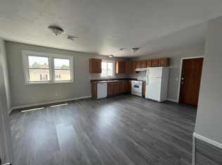 132 Vale St, Fall River, MA 02724
