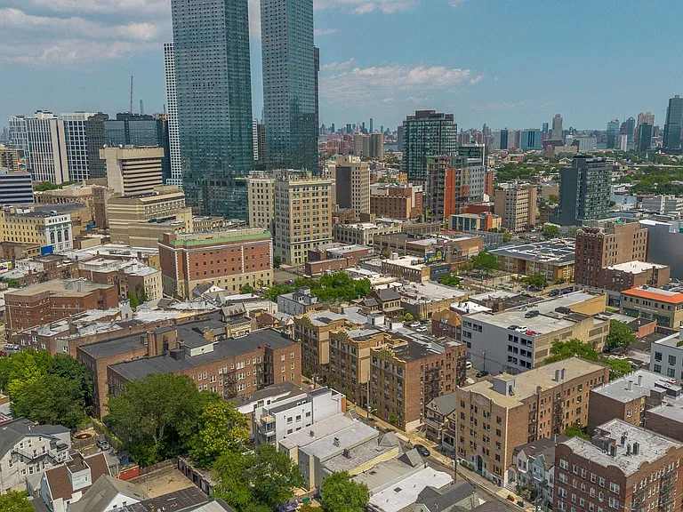 73 Van Reypen St #2 — Photo 21