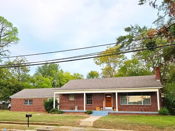 100 W Pine St, Winnsboro, TX 75494