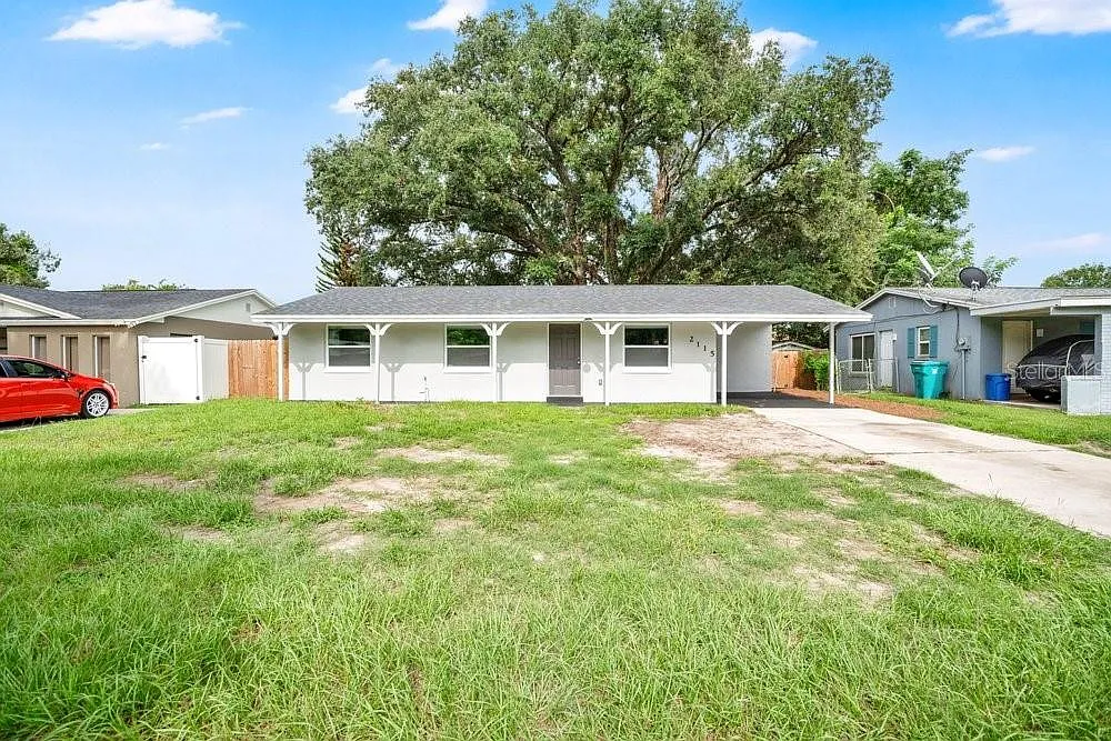 3 bed, 1.5 bath, 1081 sqft, $2,250 — Photo 1