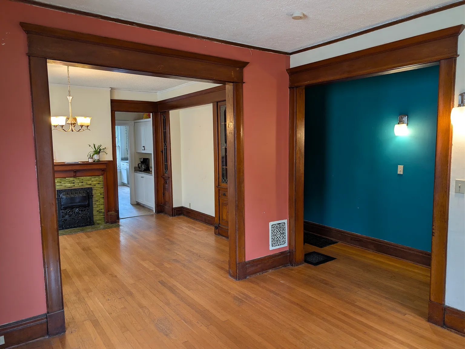 3 bed, 1800 sqft, $2,375 — Photo 4